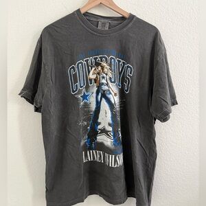 Cowboys x Lainey Wilson Gray Graphic T-Shirt